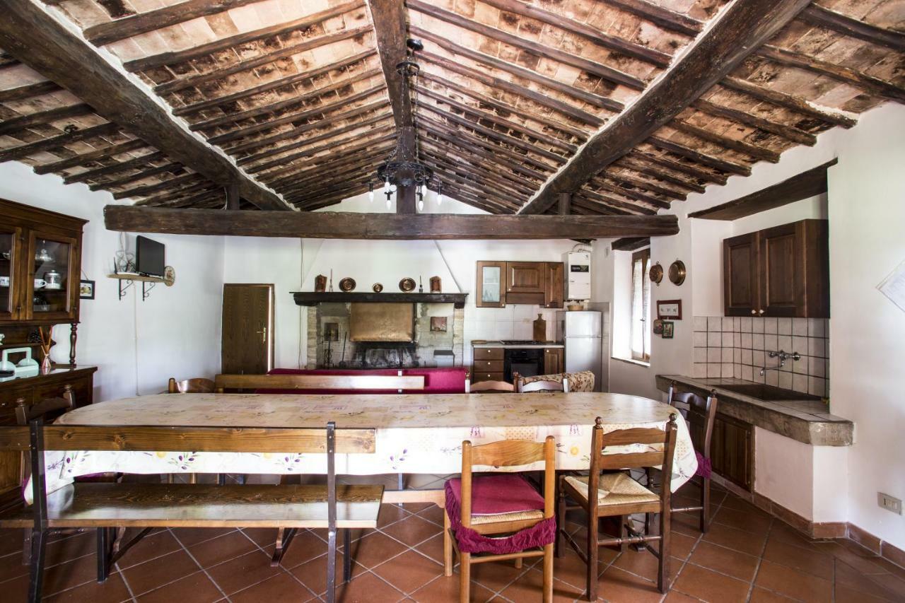Willa Agriturismo Oria Bianca San Quirico dʼOrcia Zewnętrze zdjęcie